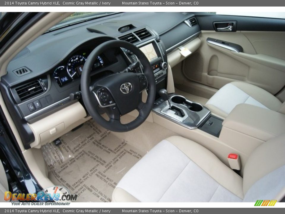 2014 Toyota Camry Hybrid XLE Cosmic Gray Metallic / Ivory Photo #5