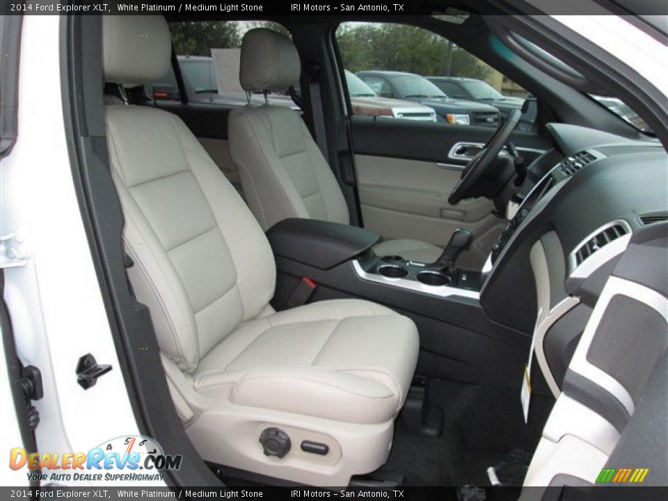 2014 Ford Explorer XLT White Platinum / Medium Light Stone Photo #9