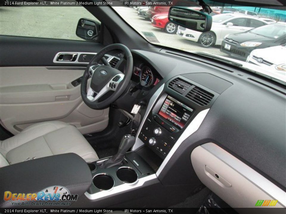 2014 Ford Explorer XLT White Platinum / Medium Light Stone Photo #11