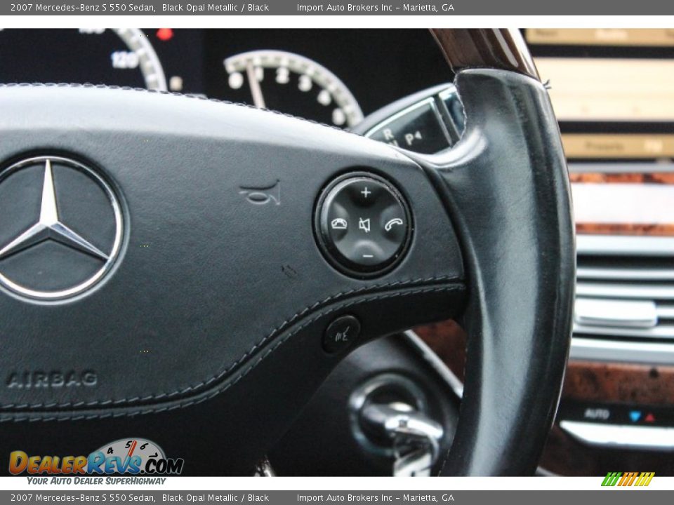 Controls of 2007 Mercedes-Benz S 550 Sedan Photo #28