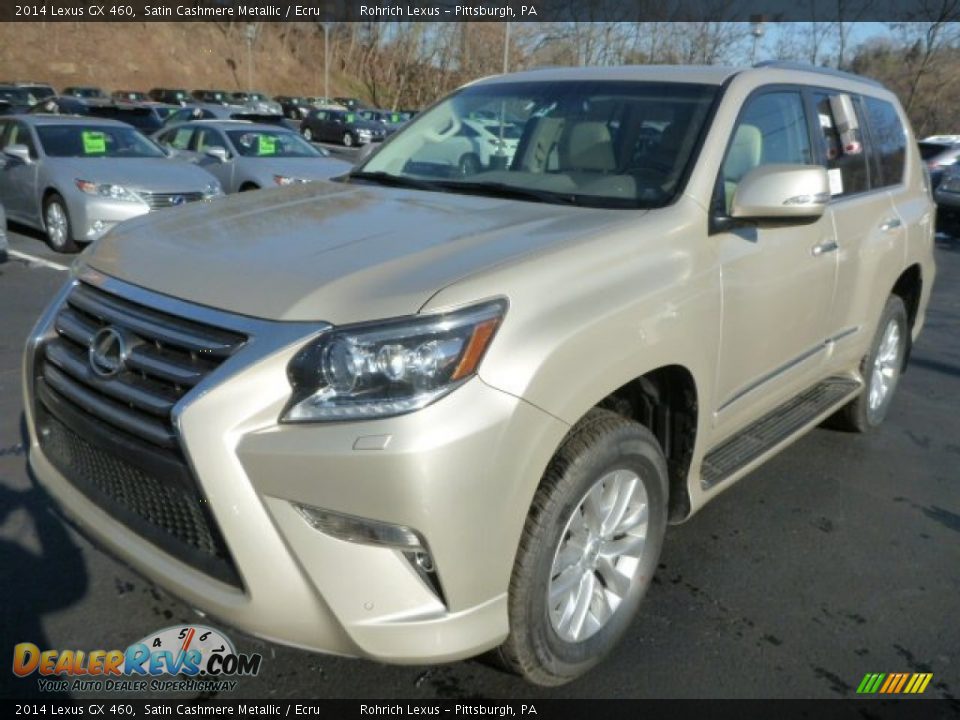Front 3/4 View of 2014 Lexus GX 460 Photo #7