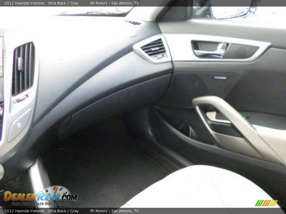 2012 Hyundai Veloster Ultra Black / Gray Photo #20