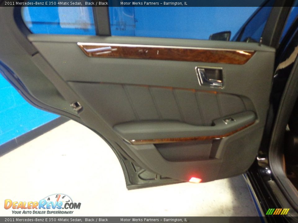 2011 Mercedes-Benz E 350 4Matic Sedan Black / Black Photo #28