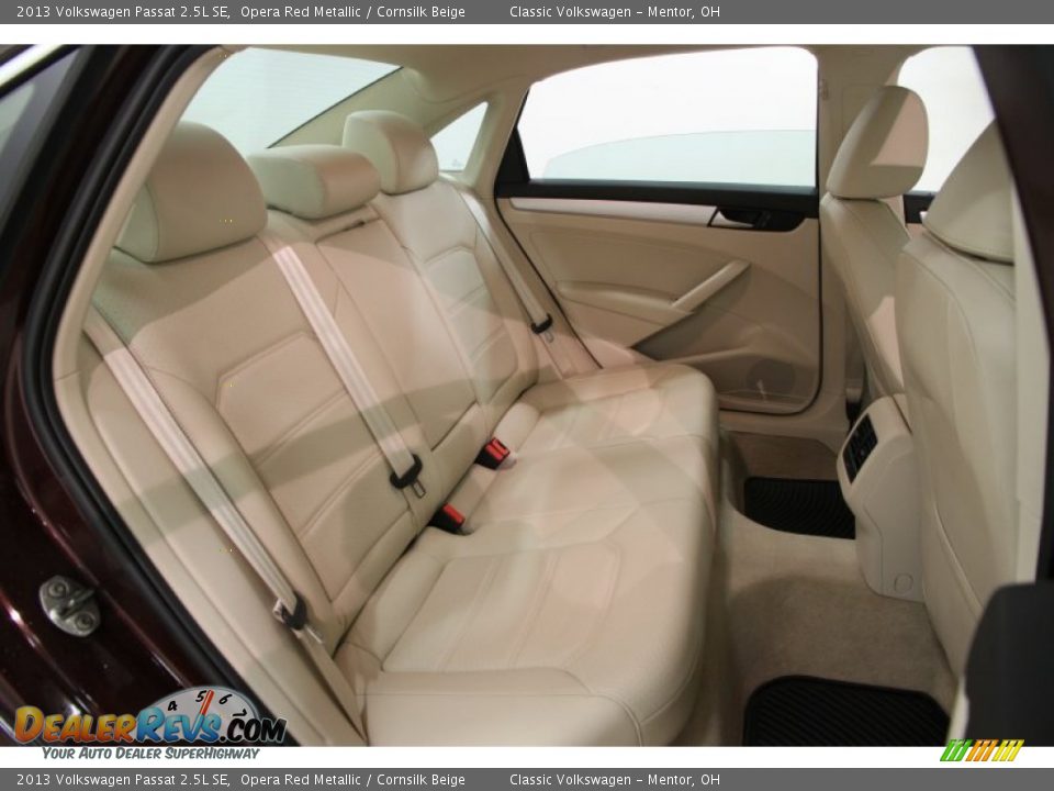 2013 Volkswagen Passat 2.5L SE Opera Red Metallic / Cornsilk Beige Photo #19