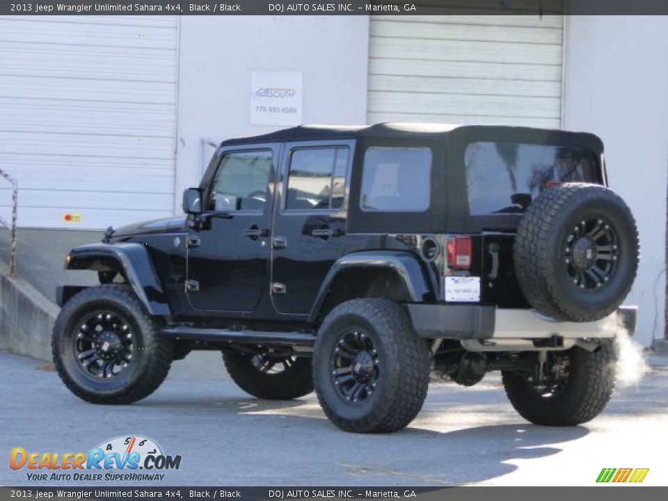 2013 Jeep Wrangler Unlimited Sahara 4x4 Black / Black Photo #4