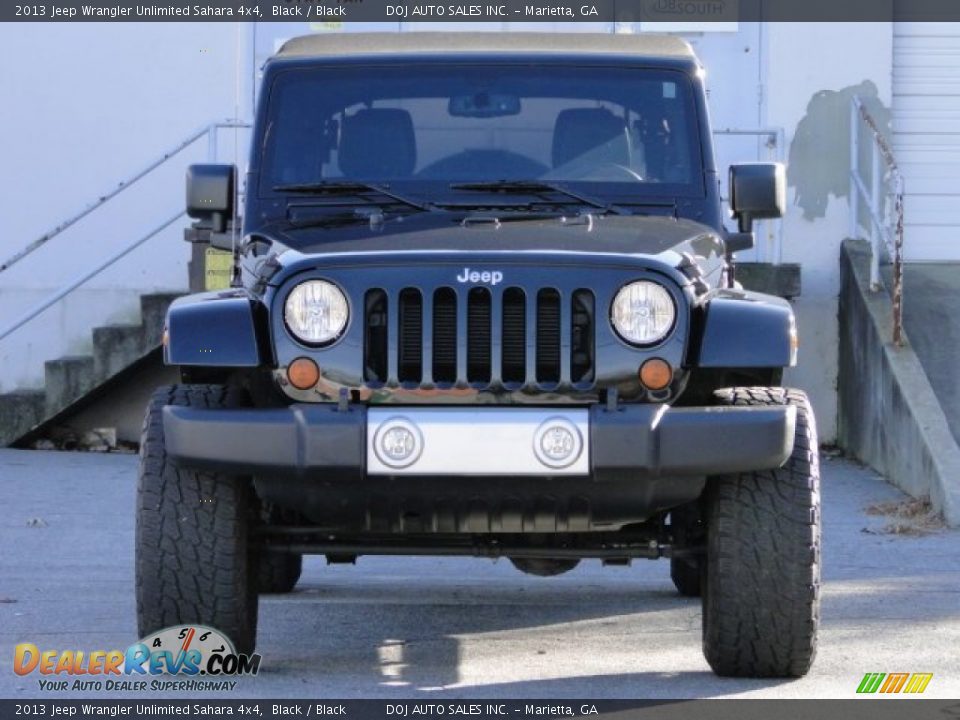 2013 Jeep Wrangler Unlimited Sahara 4x4 Black / Black Photo #6