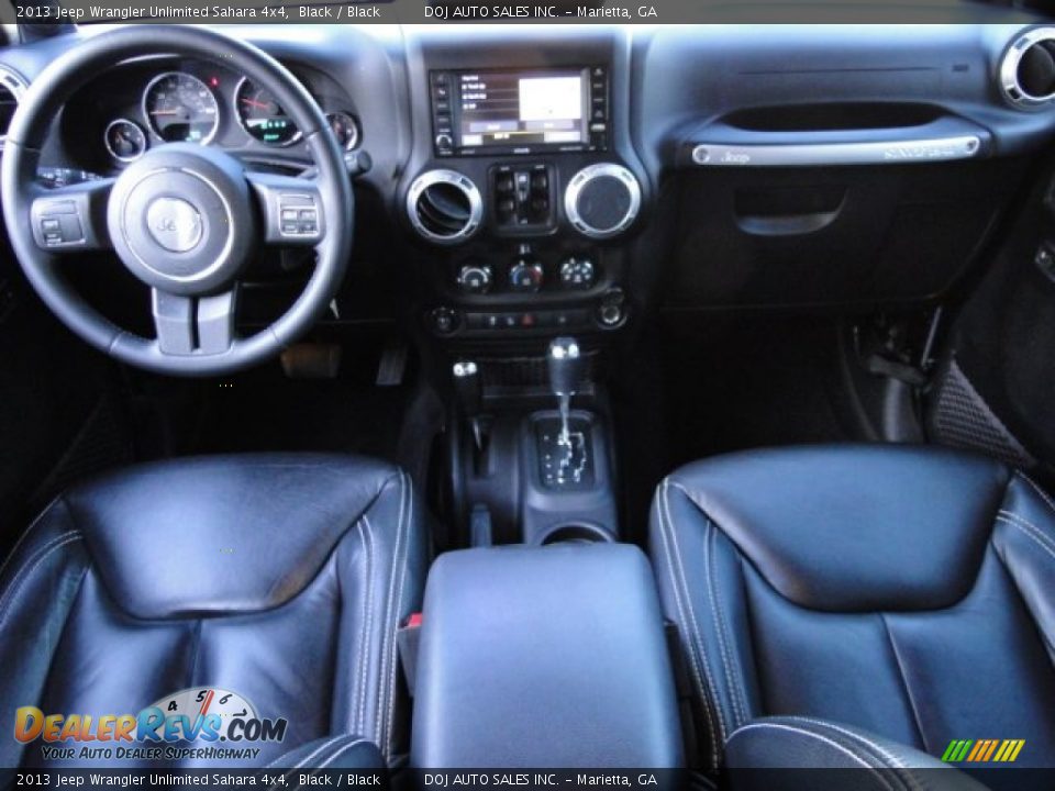 2013 Jeep Wrangler Unlimited Sahara 4x4 Black / Black Photo #10