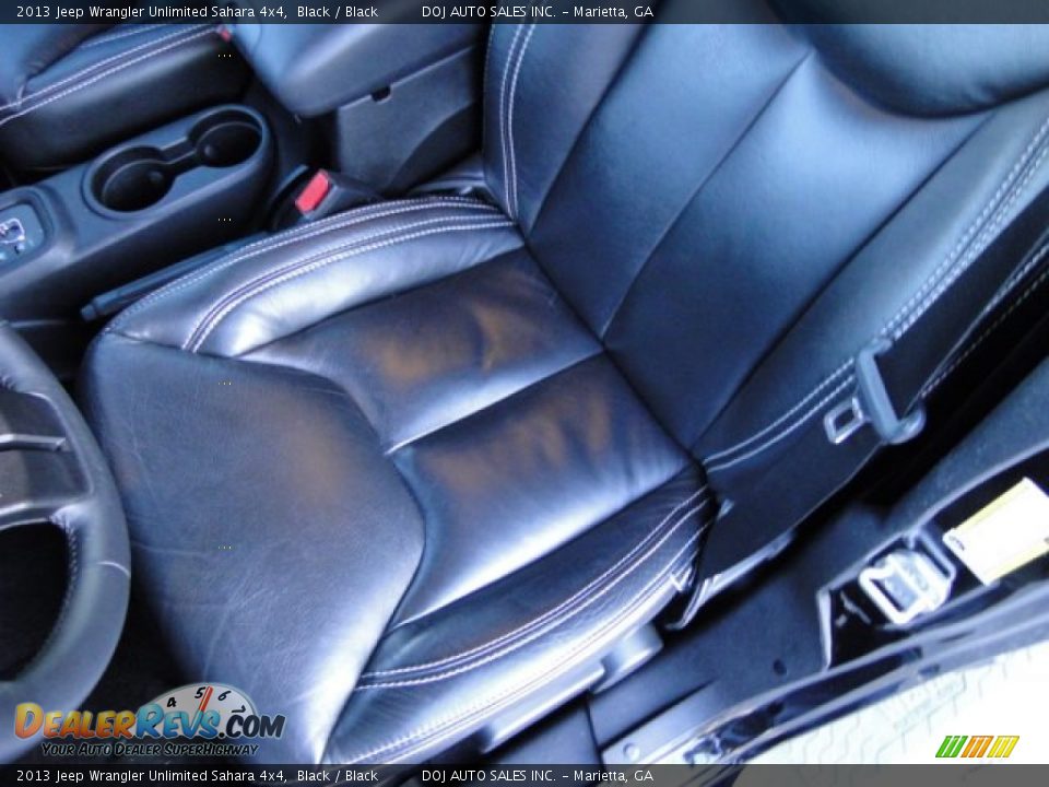 2013 Jeep Wrangler Unlimited Sahara 4x4 Black / Black Photo #15