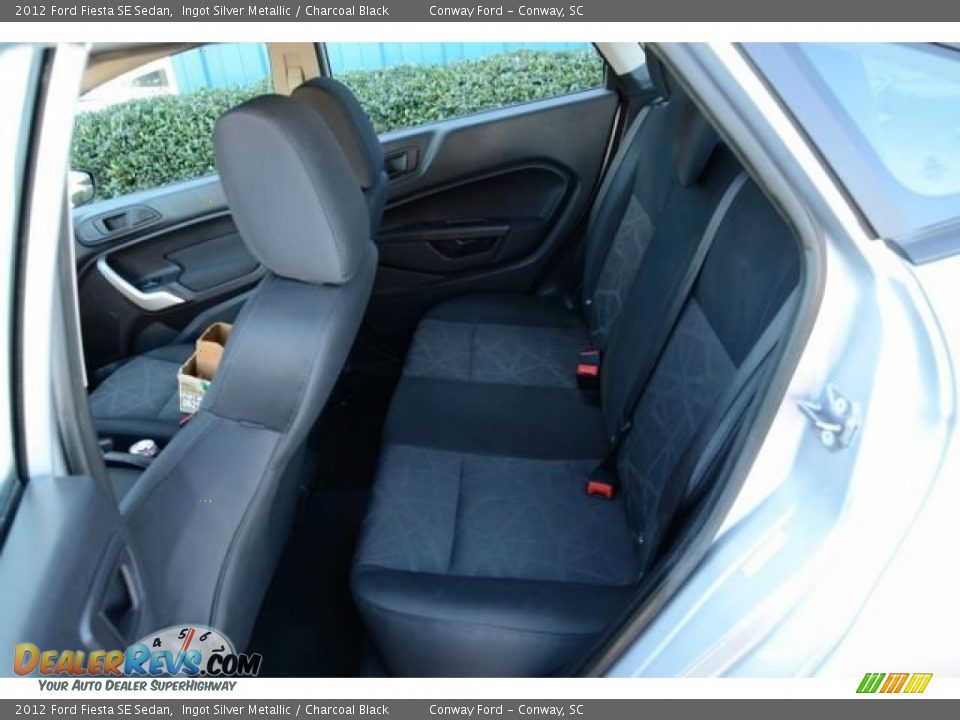 2012 Ford Fiesta SE Sedan Ingot Silver Metallic / Charcoal Black Photo #12