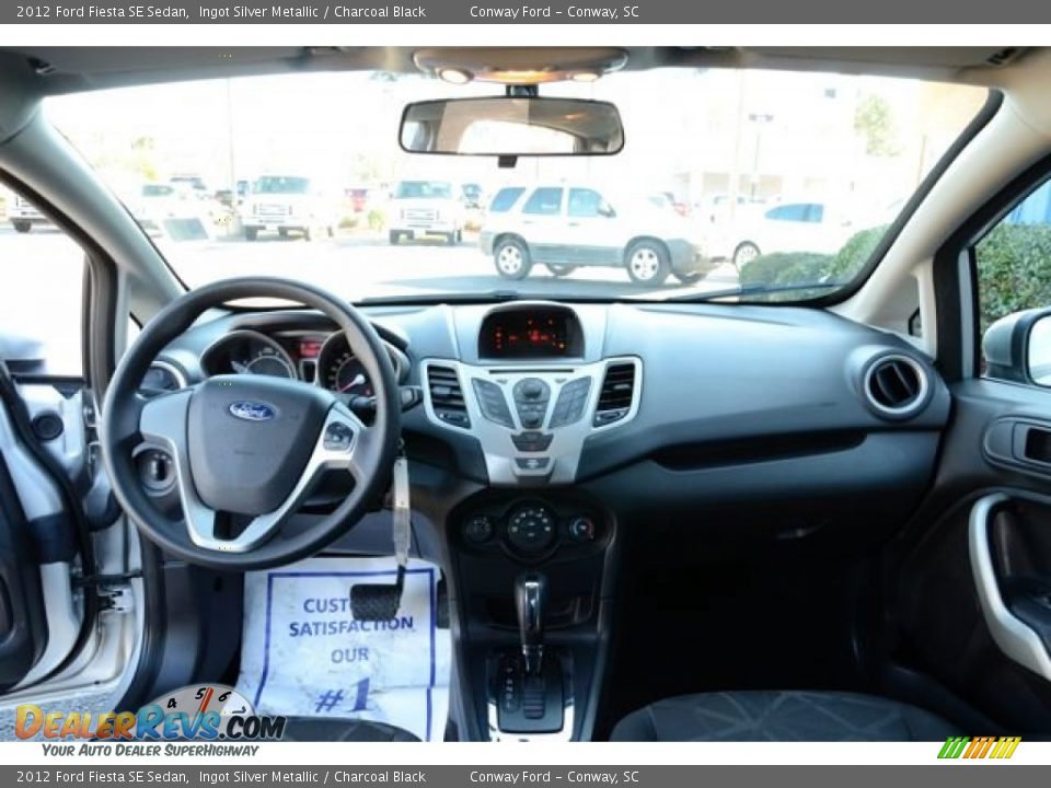2012 Ford Fiesta SE Sedan Ingot Silver Metallic / Charcoal Black Photo #13