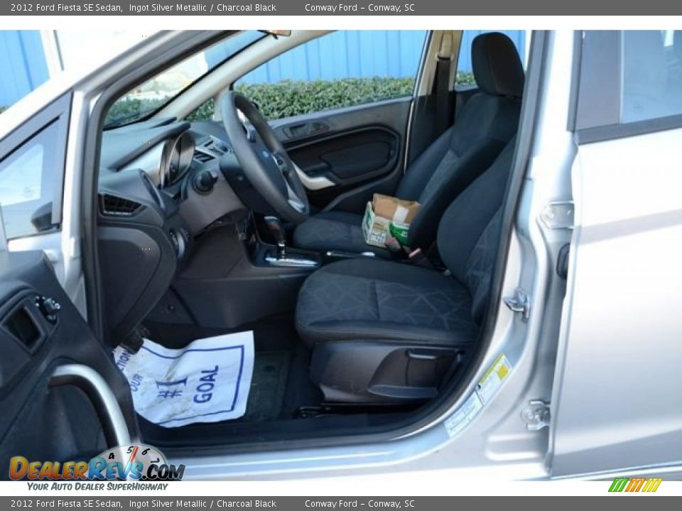 2012 Ford Fiesta SE Sedan Ingot Silver Metallic / Charcoal Black Photo #18