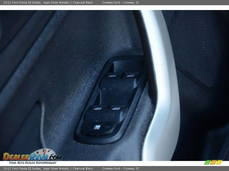 2012 Ford Fiesta SE Sedan Ingot Silver Metallic / Charcoal Black Photo #19