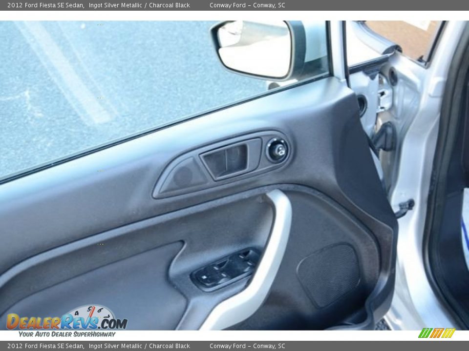 2012 Ford Fiesta SE Sedan Ingot Silver Metallic / Charcoal Black Photo #20
