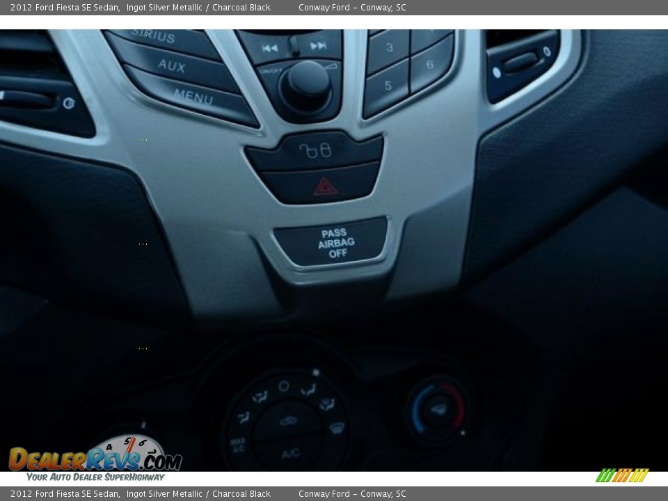 2012 Ford Fiesta SE Sedan Ingot Silver Metallic / Charcoal Black Photo #27