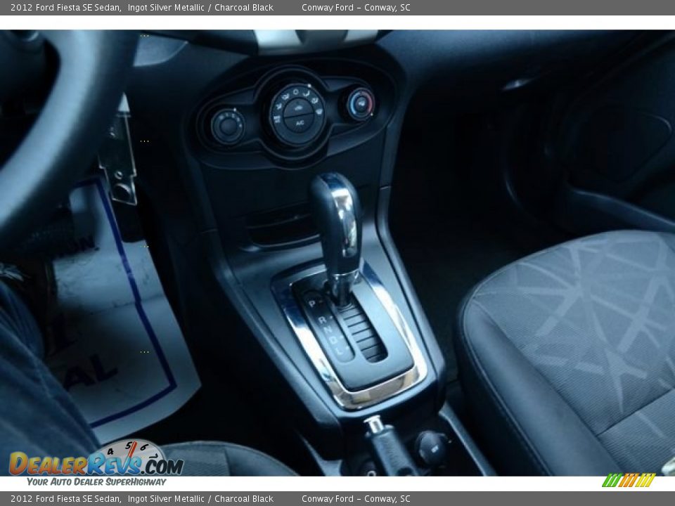 2012 Ford Fiesta SE Sedan Ingot Silver Metallic / Charcoal Black Photo #30