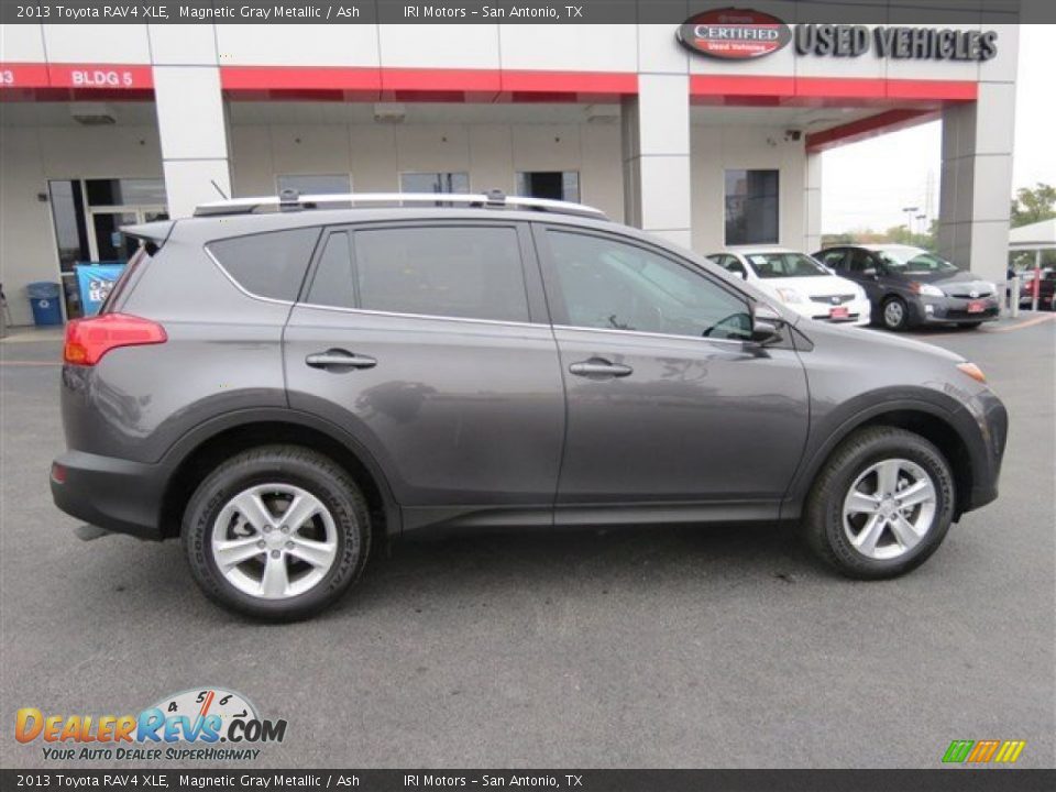 2013 Toyota RAV4 XLE Magnetic Gray Metallic / Ash Photo #8