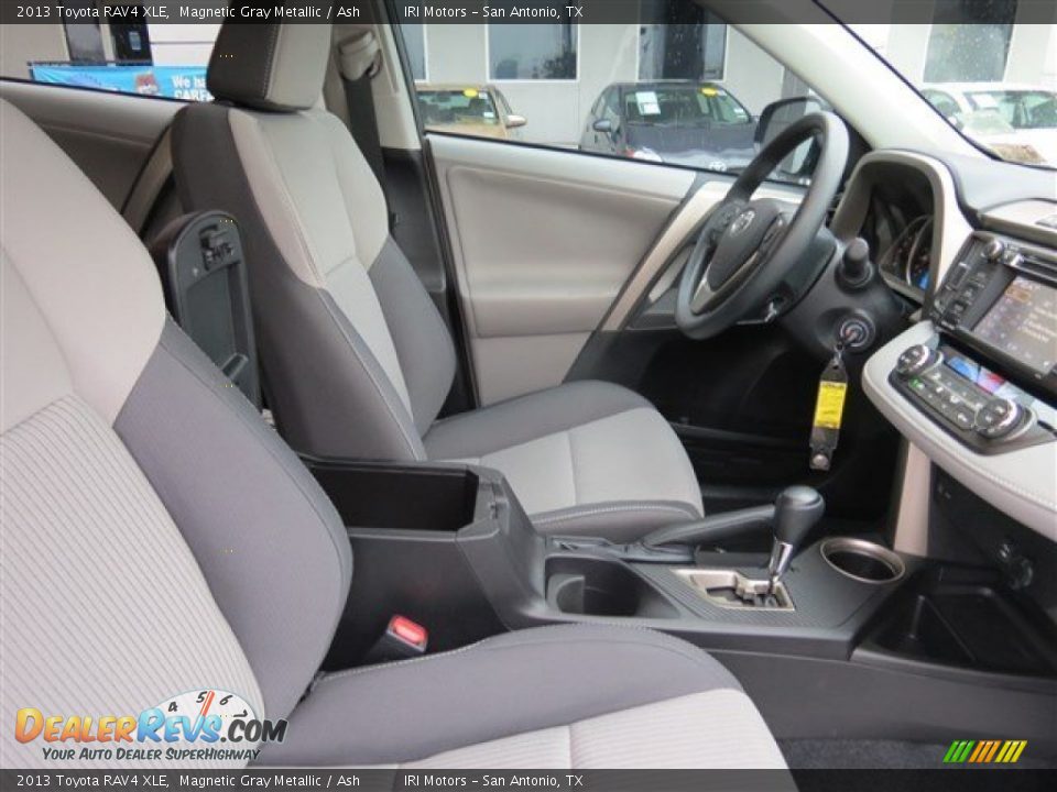 2013 Toyota RAV4 XLE Magnetic Gray Metallic / Ash Photo #13