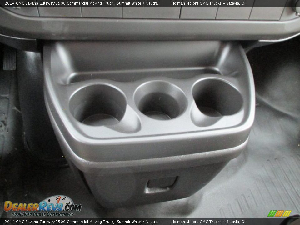 2014 GMC Savana Cutaway 3500 Commercial Moving Truck Summit White / Neutral Photo #8