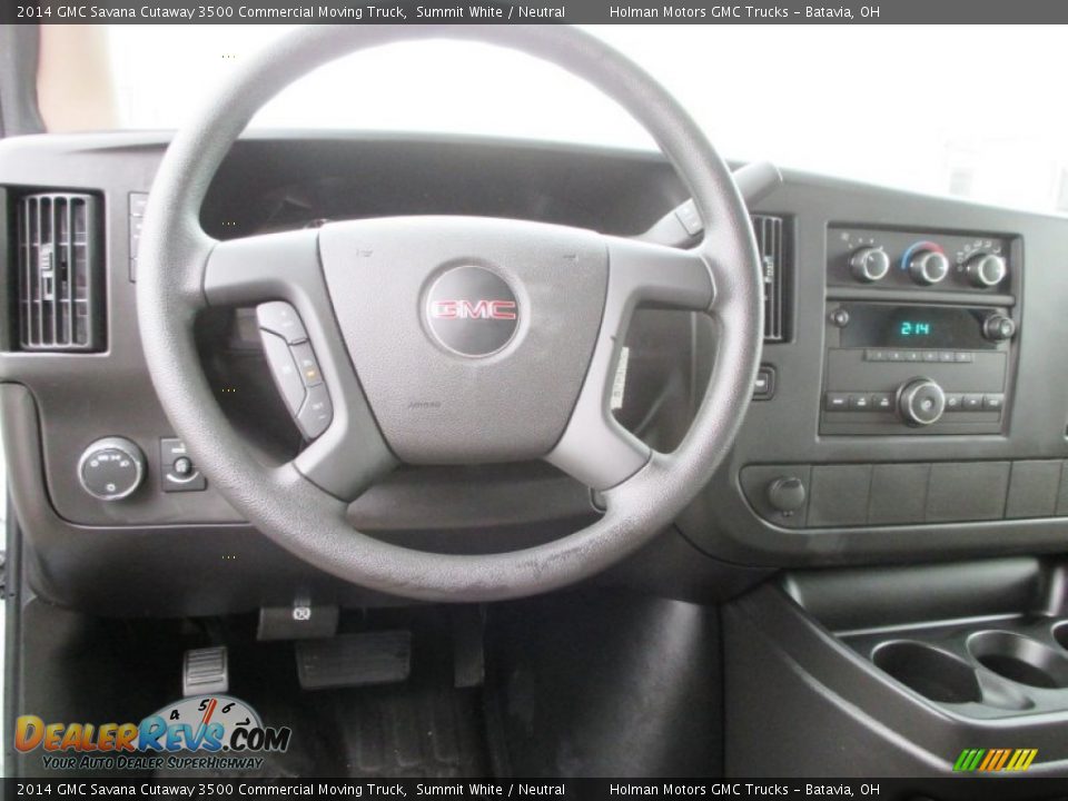2014 GMC Savana Cutaway 3500 Commercial Moving Truck Summit White / Neutral Photo #13