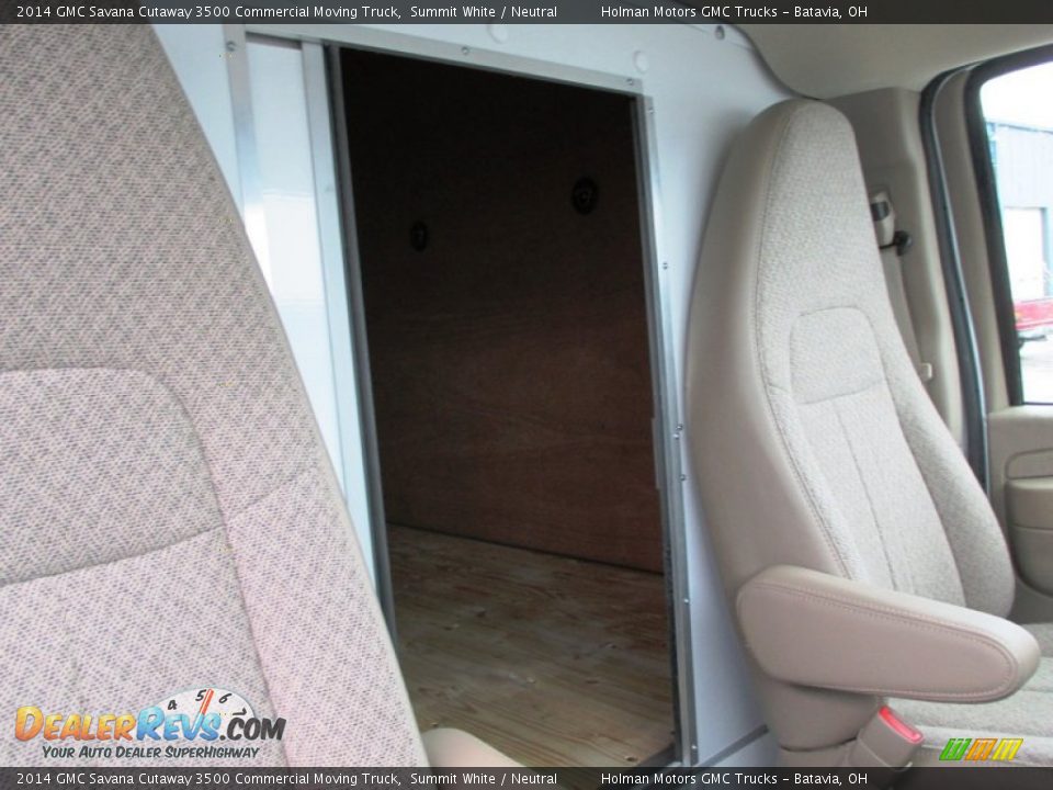 2014 GMC Savana Cutaway 3500 Commercial Moving Truck Summit White / Neutral Photo #22