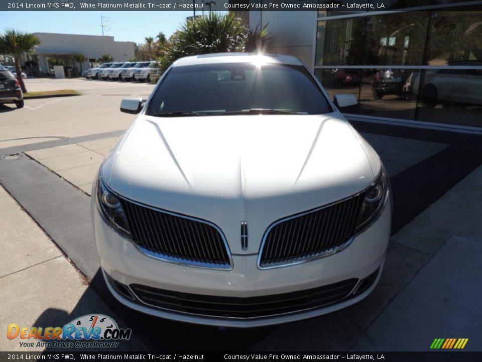 2014 Lincoln MKS FWD White Platinum Metallic Tri-coat / Hazelnut Photo #2