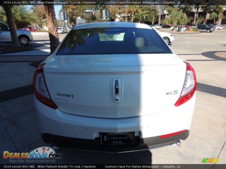 2014 Lincoln MKS FWD White Platinum Metallic Tri-coat / Hazelnut Photo #4