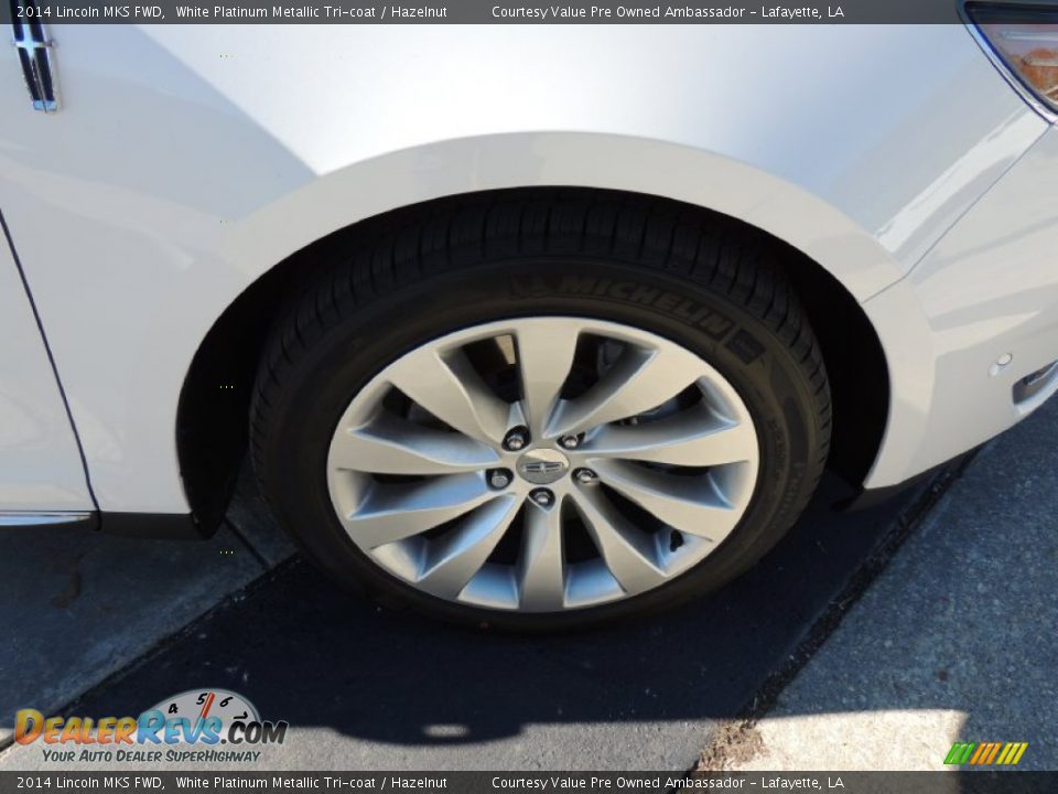 2014 Lincoln MKS FWD White Platinum Metallic Tri-coat / Hazelnut Photo #10