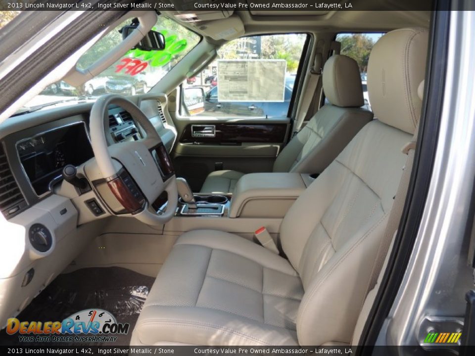 Front Seat of 2013 Lincoln Navigator L 4x2 Photo #6