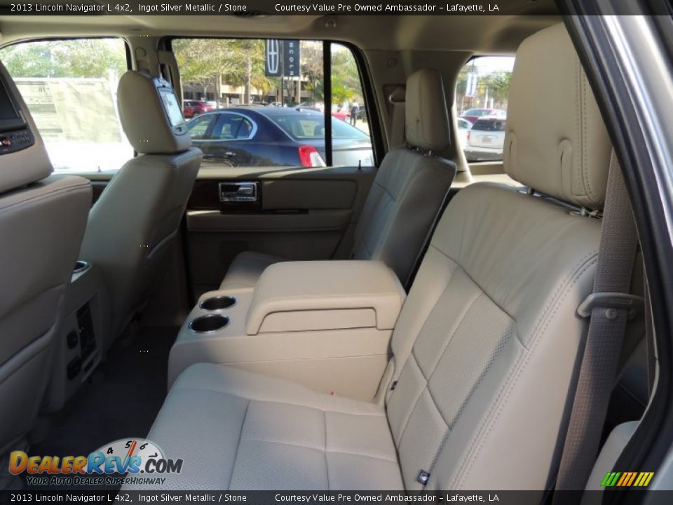 Rear Seat of 2013 Lincoln Navigator L 4x2 Photo #7