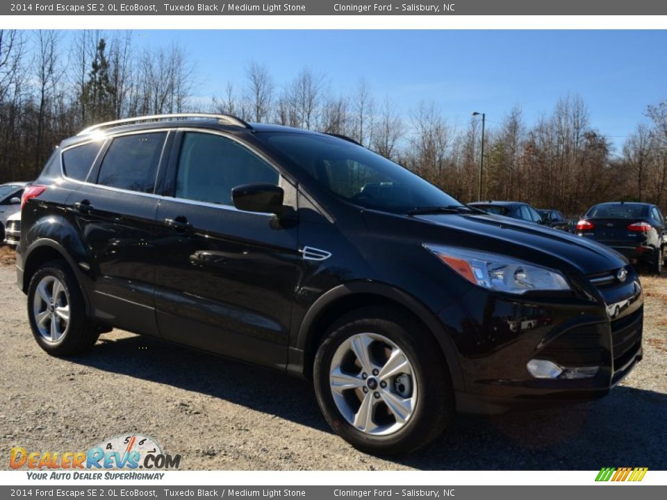 Front 3/4 View of 2014 Ford Escape SE 2.0L EcoBoost Photo #1