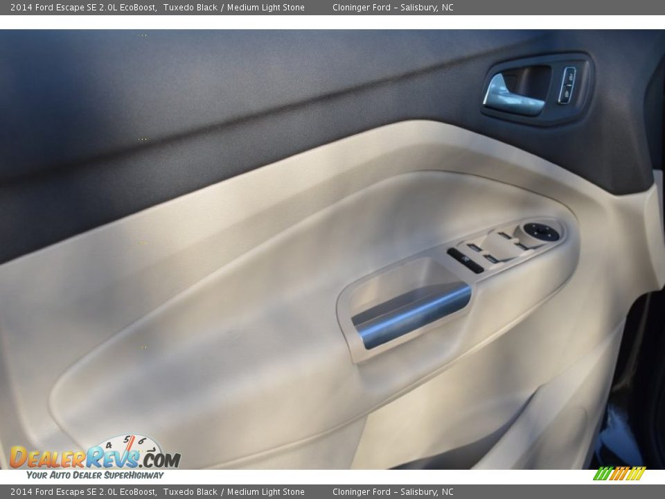 2014 Ford Escape SE 2.0L EcoBoost Tuxedo Black / Medium Light Stone Photo #4