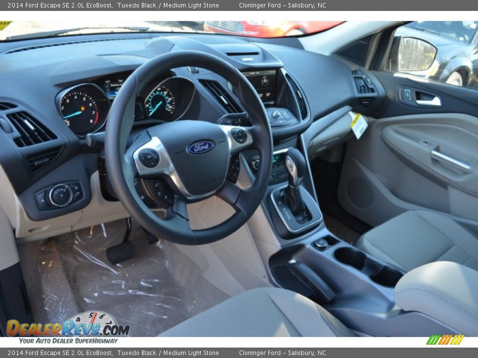 2014 Ford Escape SE 2.0L EcoBoost Tuxedo Black / Medium Light Stone Photo #6