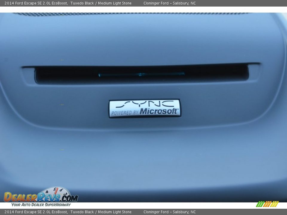 2014 Ford Escape SE 2.0L EcoBoost Tuxedo Black / Medium Light Stone Photo #18