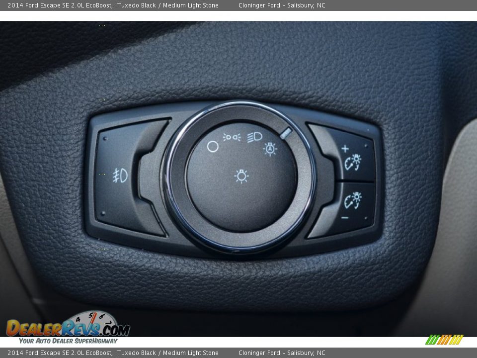 2014 Ford Escape SE 2.0L EcoBoost Tuxedo Black / Medium Light Stone Photo #26