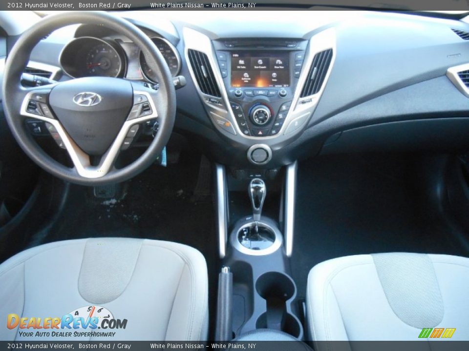 2012 Hyundai Veloster Boston Red / Gray Photo #15