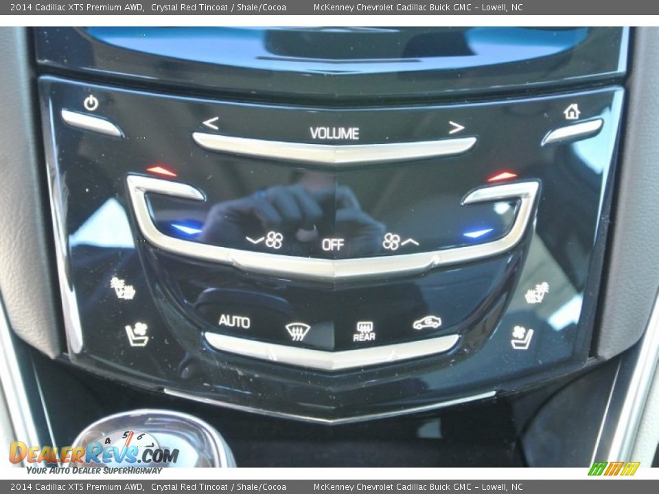 2014 Cadillac XTS Premium AWD Crystal Red Tincoat / Shale/Cocoa Photo #12
