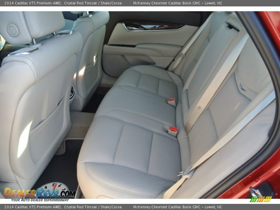 Rear Seat of 2014 Cadillac XTS Premium AWD Photo #17