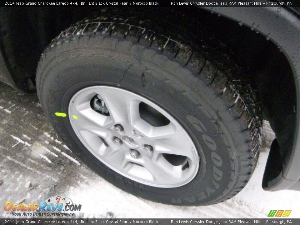 2014 Jeep Grand Cherokee Laredo 4x4 Brilliant Black Crystal Pearl / Morocco Black Photo #8