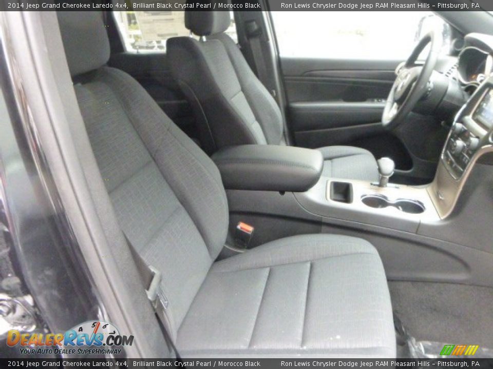 2014 Jeep Grand Cherokee Laredo 4x4 Brilliant Black Crystal Pearl / Morocco Black Photo #9