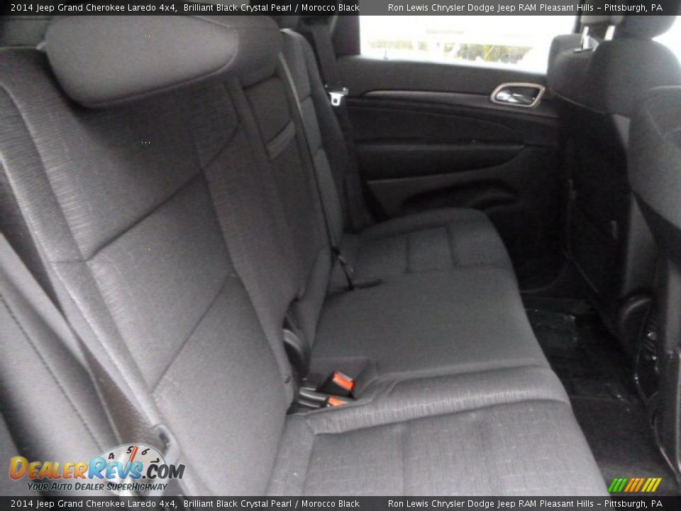 2014 Jeep Grand Cherokee Laredo 4x4 Brilliant Black Crystal Pearl / Morocco Black Photo #12