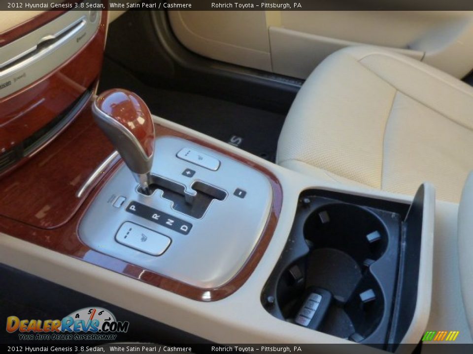 2012 Hyundai Genesis 3.8 Sedan White Satin Pearl / Cashmere Photo #24