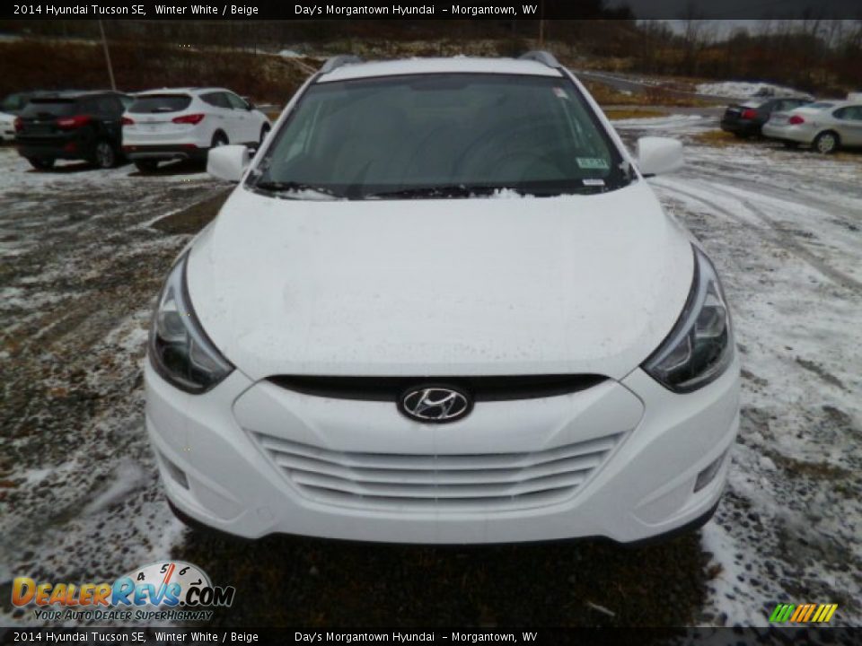 2014 Hyundai Tucson SE Winter White / Beige Photo #2