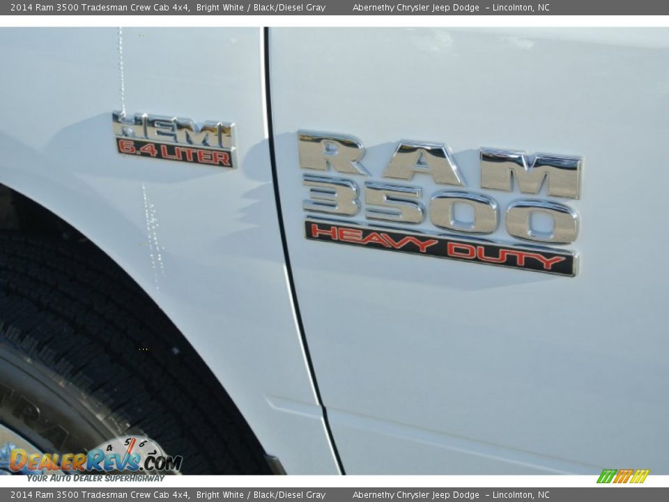2014 Ram 3500 Tradesman Crew Cab 4x4 Bright White / Black/Diesel Gray Photo #22