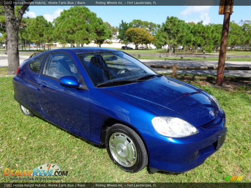 Front 3/4 View of 2002 Honda Insight Hybrid Photo #15