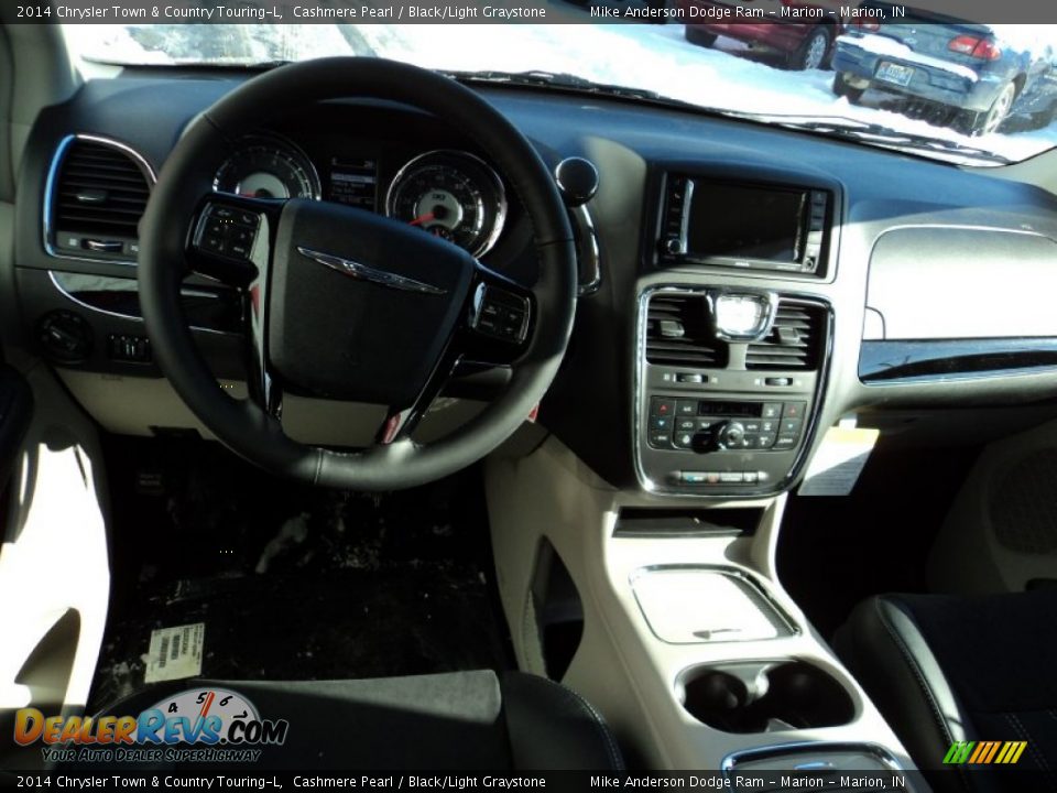 2014 Chrysler Town & Country Touring-L Cashmere Pearl / Black/Light Graystone Photo #4