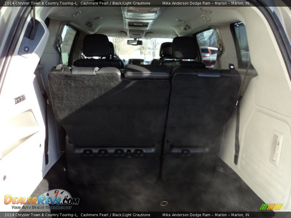 2014 Chrysler Town & Country Touring-L Cashmere Pearl / Black/Light Graystone Photo #9