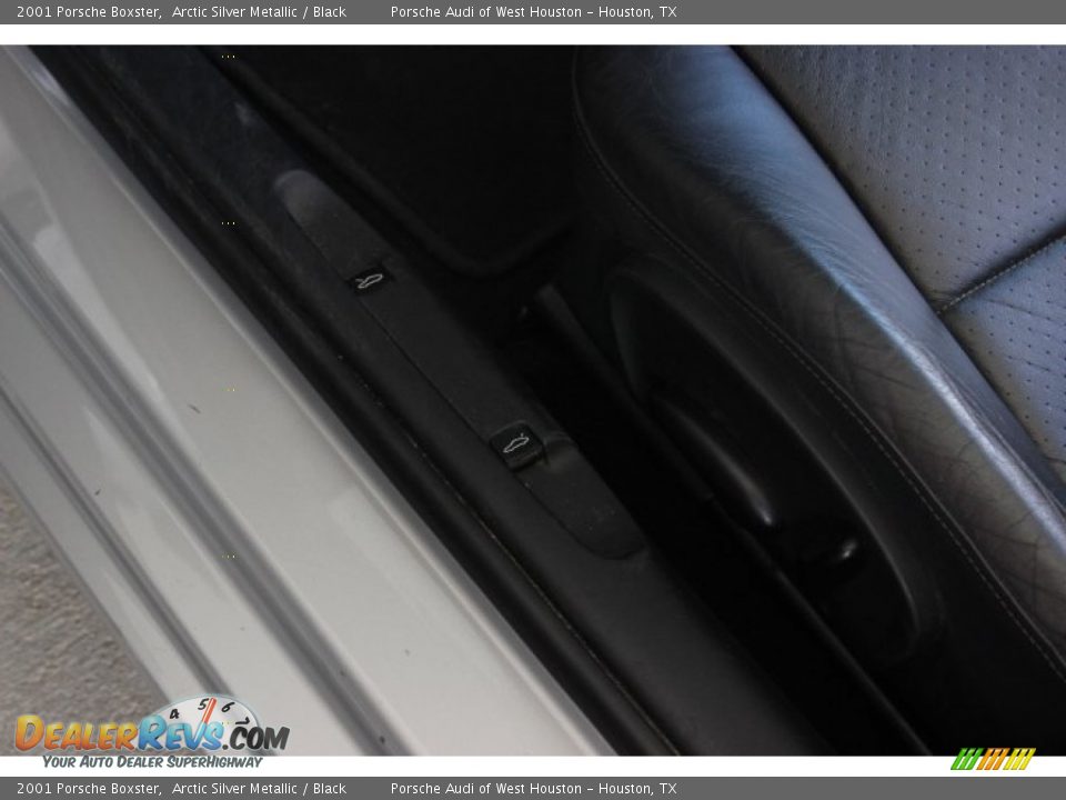 2001 Porsche Boxster Arctic Silver Metallic / Black Photo #16