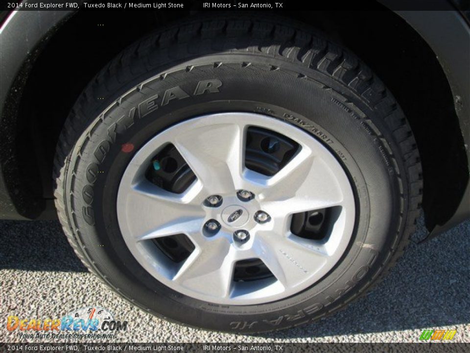 2014 Ford Explorer FWD Tuxedo Black / Medium Light Stone Photo #7
