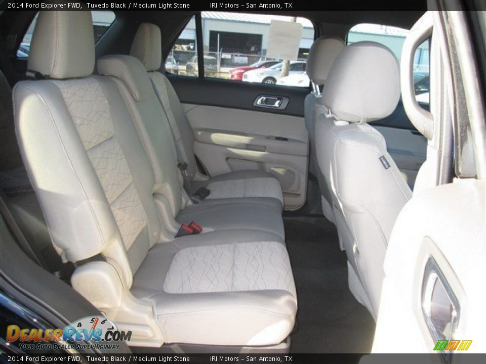 2014 Ford Explorer FWD Tuxedo Black / Medium Light Stone Photo #11