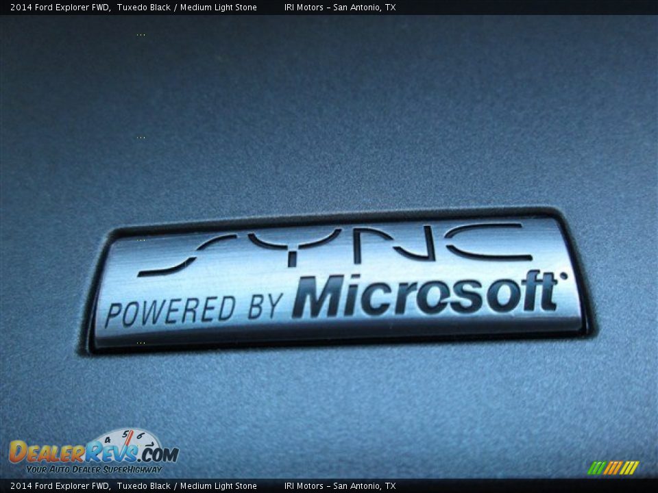 2014 Ford Explorer FWD Tuxedo Black / Medium Light Stone Photo #23